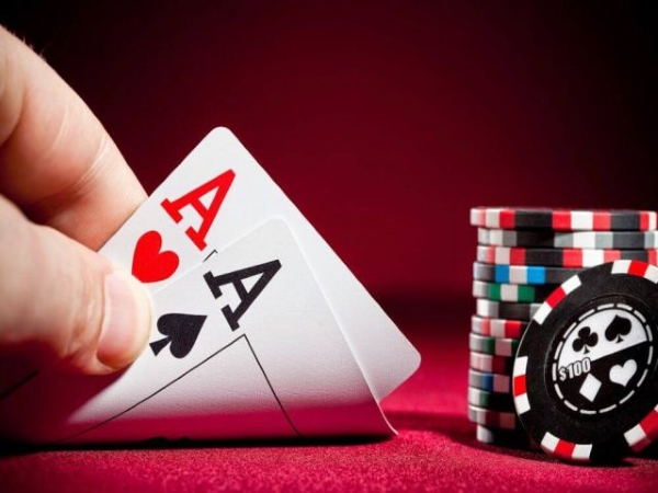 Temukan cara dasar dan detail bermain Poker